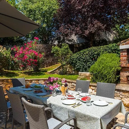 Casa Theresa *
